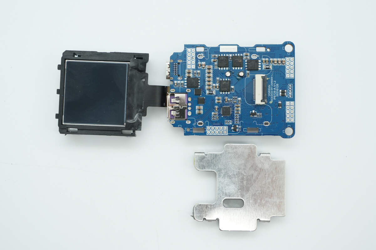 Teardown of UGREEN Nexode 20000mAh 165W Power Bank with Retractable USB-C Cable (PB726)-Chargerlab