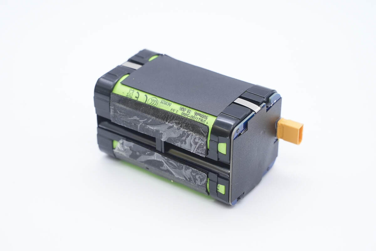 Teardown of UGREEN Nexode 20000mAh 130W Power Bank with Built-in USB-C Cable (PB723)-Chargerlab