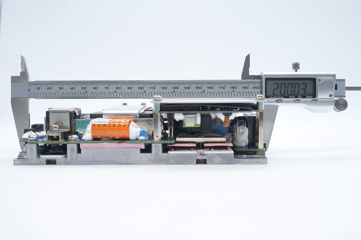 Teardown of Foton Aumark 3kW DC-DC Converter (SDM302BUYM)-Chargerlab