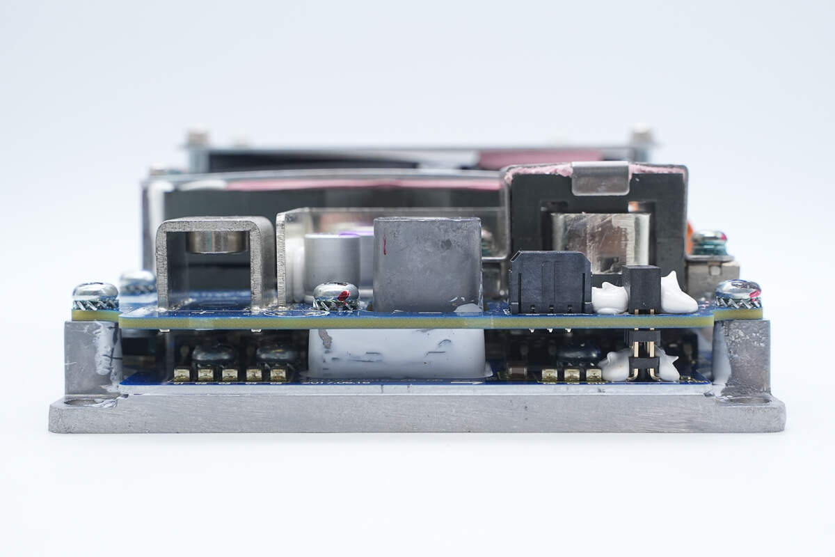 Teardown of Foton Aumark 3kW DC-DC Converter (SDM302BUYM)-Chargerlab