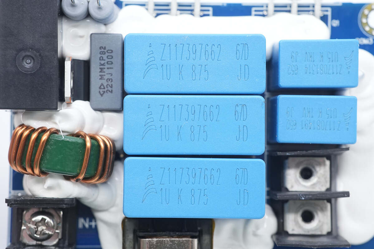 Teardown of Foton Aumark 3kW DC-DC Converter (SDM302BUYM)-Chargerlab