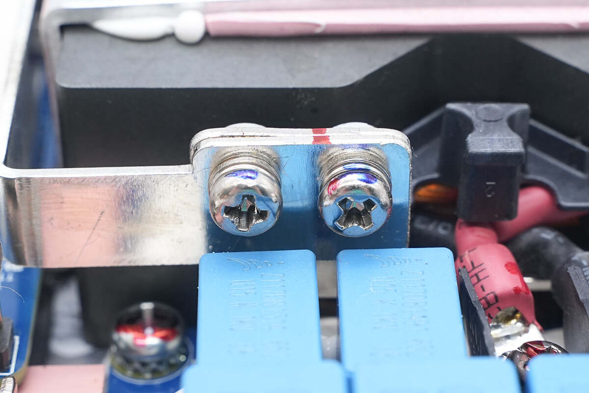 Teardown of Foton Aumark 3kW DC-DC Converter (SDM302BUYM)-Chargerlab