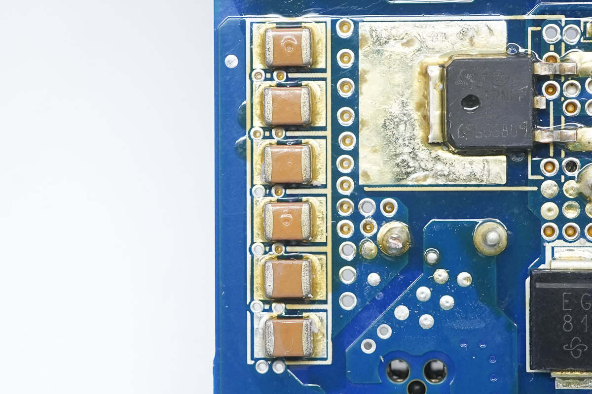 Teardown of Foton Aumark 3kW DC-DC Converter (SDM302BUYM)-Chargerlab