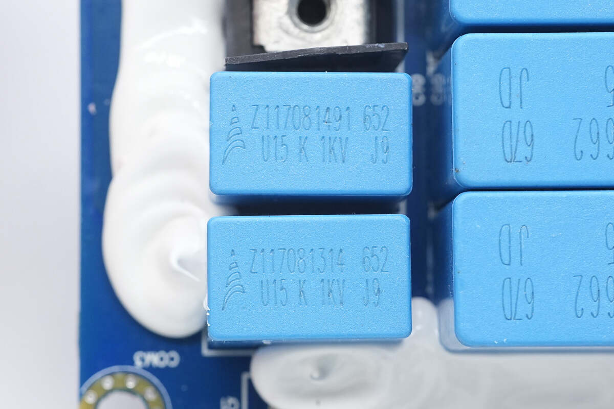 Teardown of Foton Aumark 3kW DC-DC Converter (SDM302BUYM)-Chargerlab