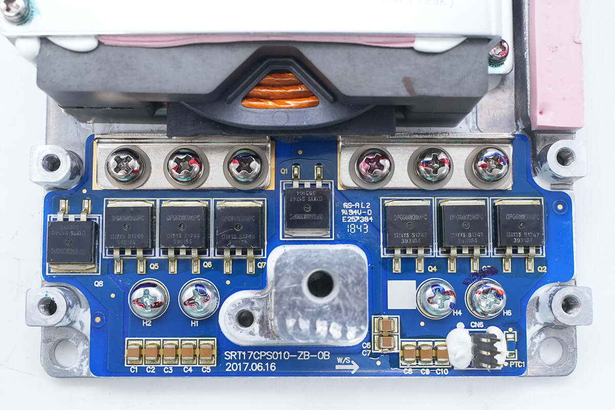 Teardown of Foton Aumark 3kW DC-DC Converter (SDM302BUYM)-Chargerlab