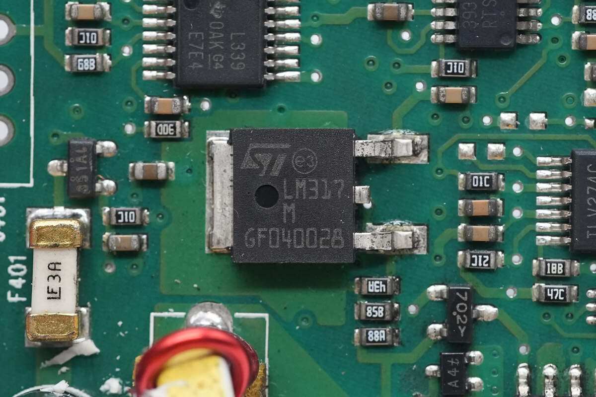 Teardown of EMERSON 1725W AC Power Supply (7001490-J000)-Chargerlab