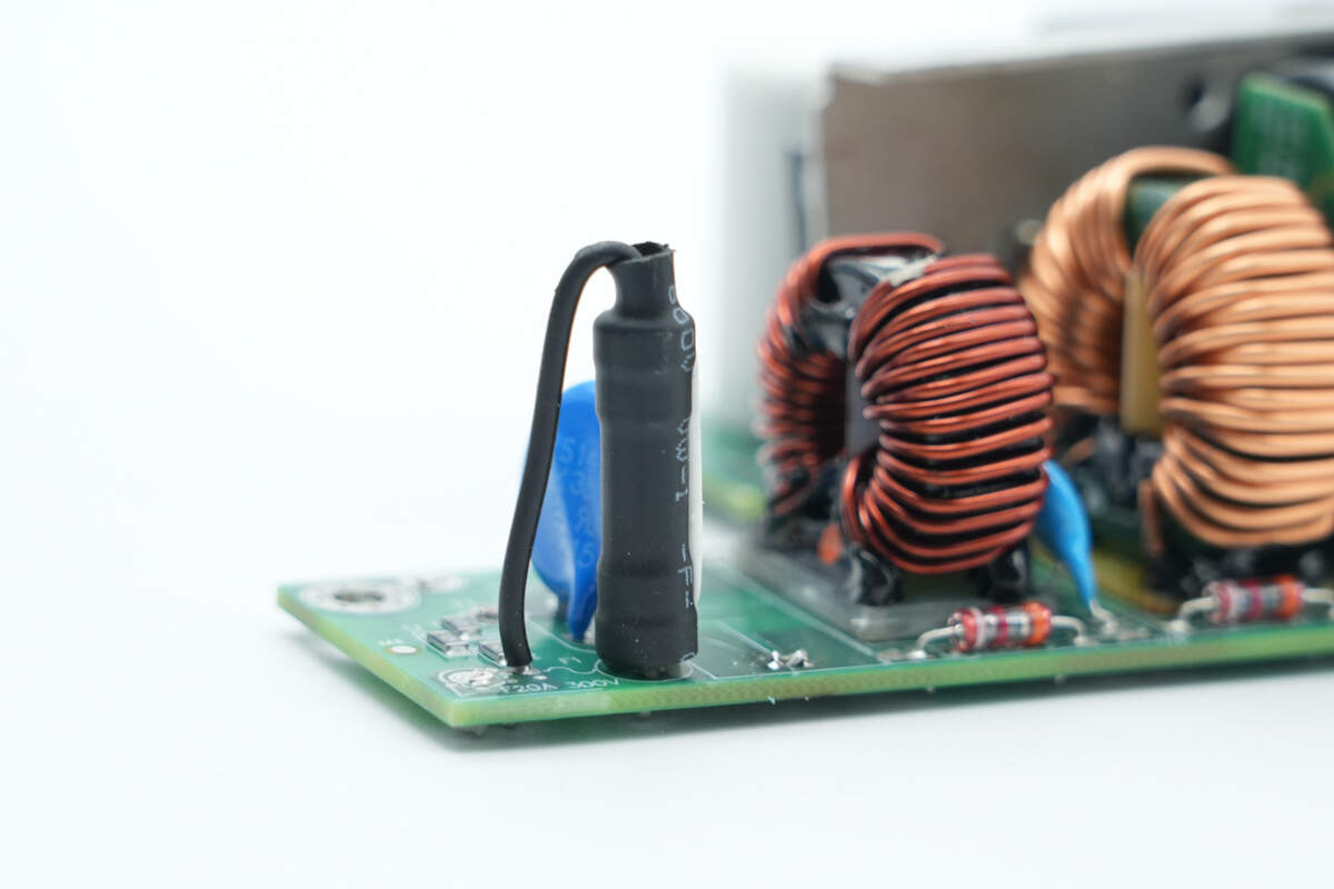 Teardown of GreatWall 2200W 80 PLUS Platinum Server Power Supply (CRPS2200DLW)-Chargerlab