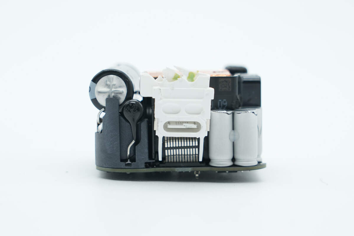 Teardown of Apple 40W Dynamic Power Adapter with 60W Max (A3365)-Chargerlab