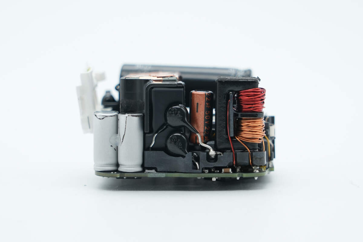 Teardown of Apple 40W Dynamic Power Adapter with 60W Max (A3365)-Chargerlab