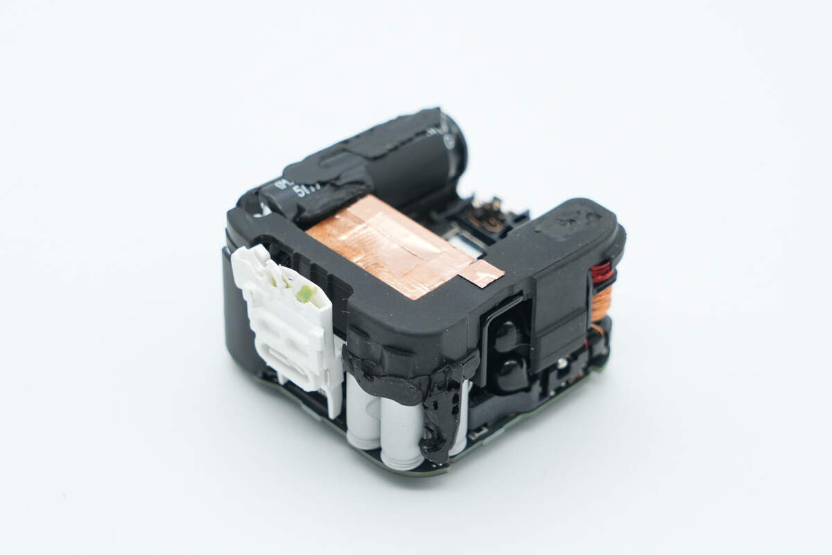 Teardown of Apple 40W Dynamic Power Adapter with 60W Max (A3365)-Chargerlab