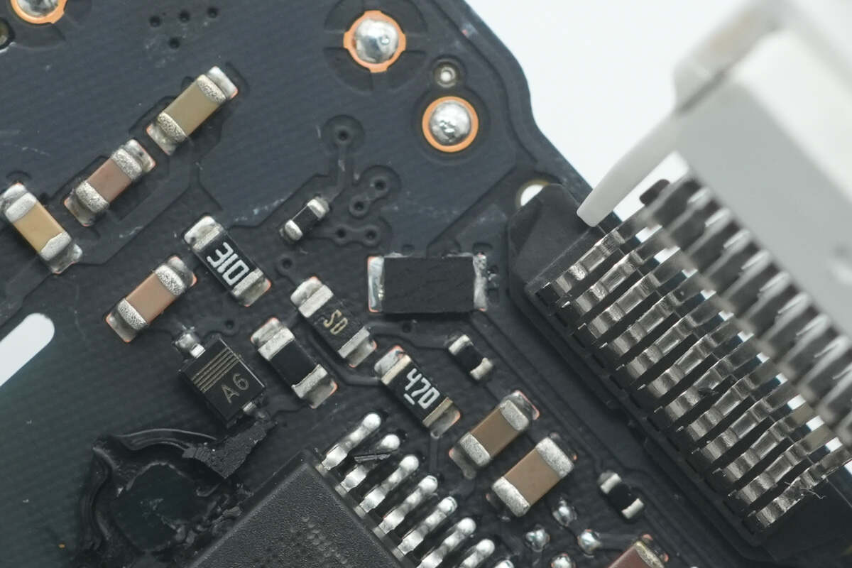 Teardown of Apple 40W Dynamic Power Adapter with 60W Max (A3365)-Chargerlab