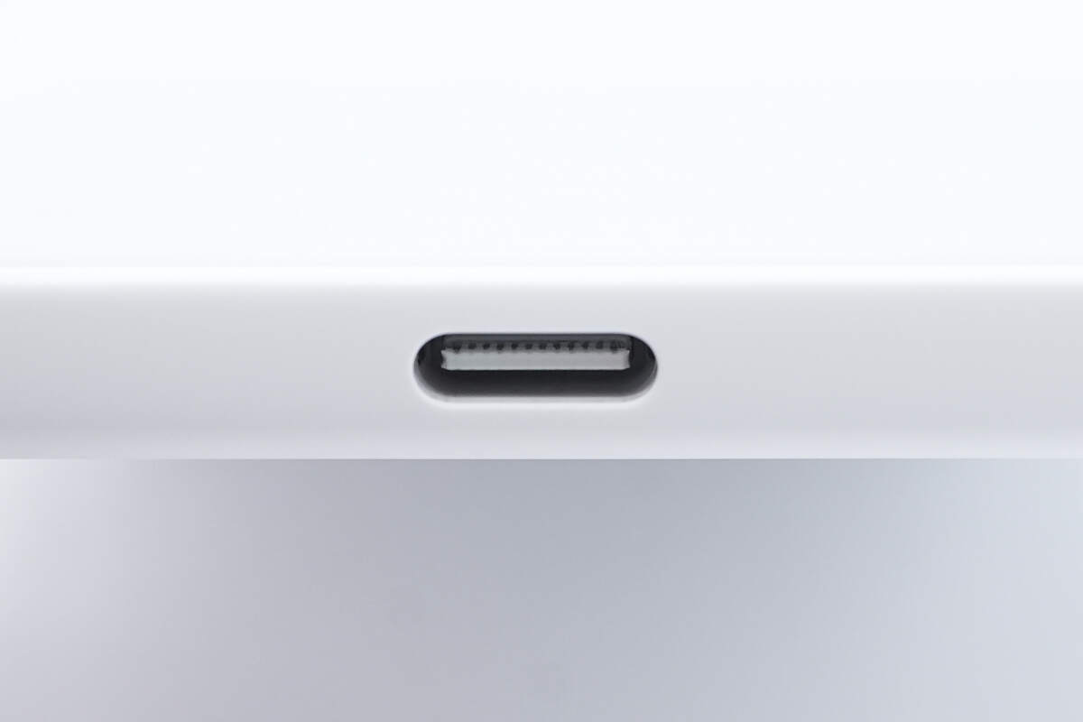 Teardown of Apple iPhone Air MagSafe Battery (A3466)-Chargerlab