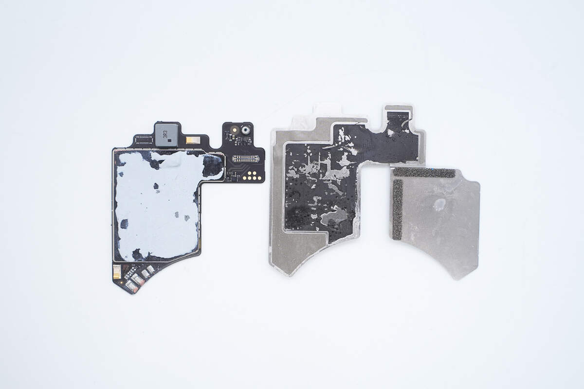 Teardown of Apple iPhone Air MagSafe Battery (A3466)-Chargerlab