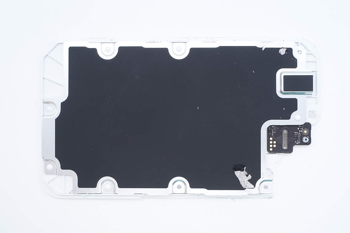 Teardown of Apple iPhone Air MagSafe Battery (A3466)-Chargerlab