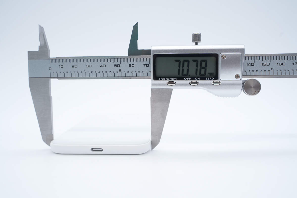 Teardown of Apple iPhone Air MagSafe Battery (A3466)-Chargerlab