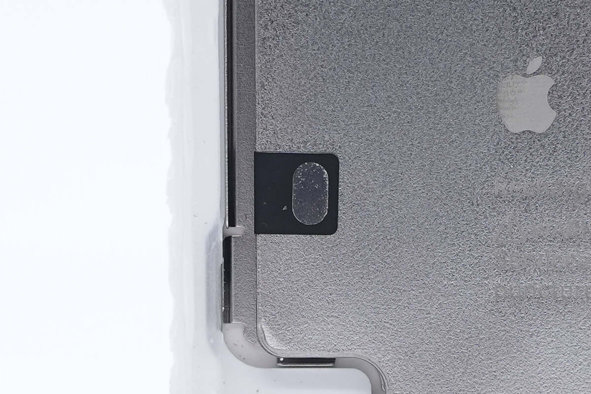 Teardown of Apple iPhone Air MagSafe Battery (A3466)-Chargerlab