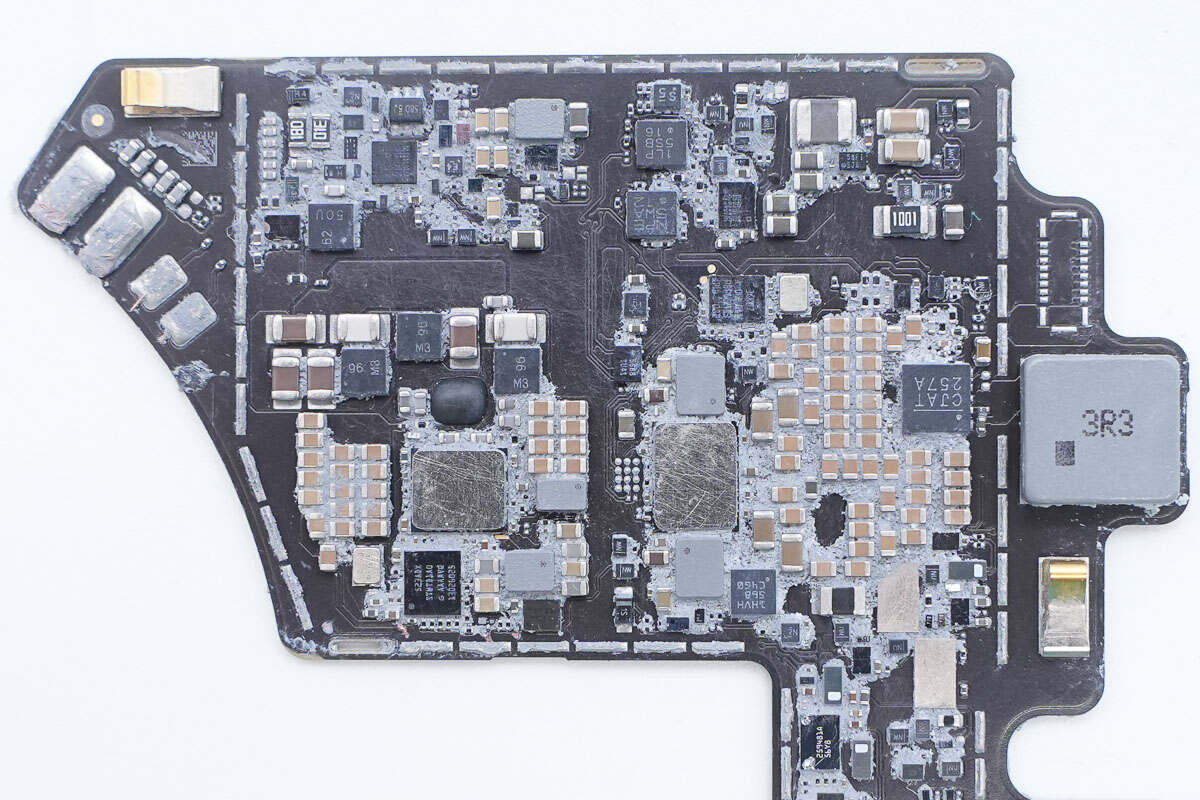 Teardown of Apple iPhone Air MagSafe Battery (A3466)-Chargerlab