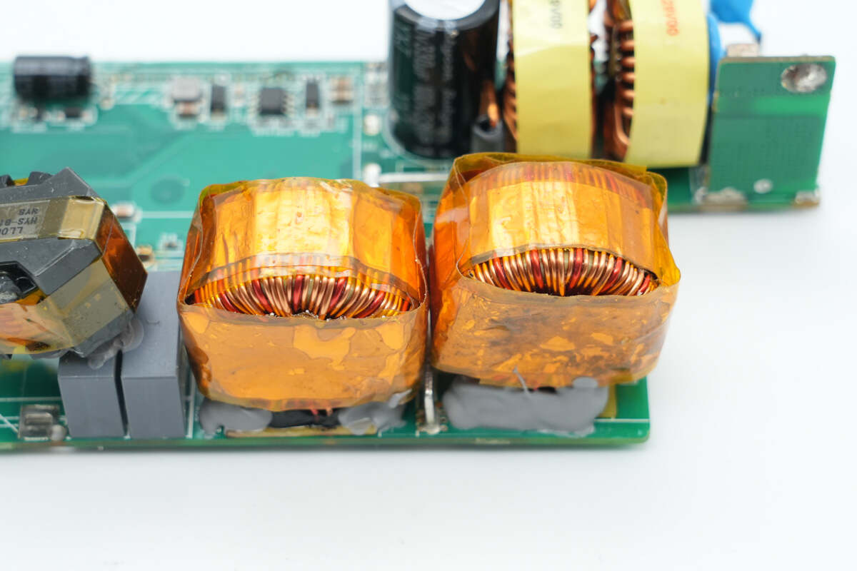 Teardown of Gospower 1300W DC Server Power Supply (G1232-1300WND)-Chargerlab