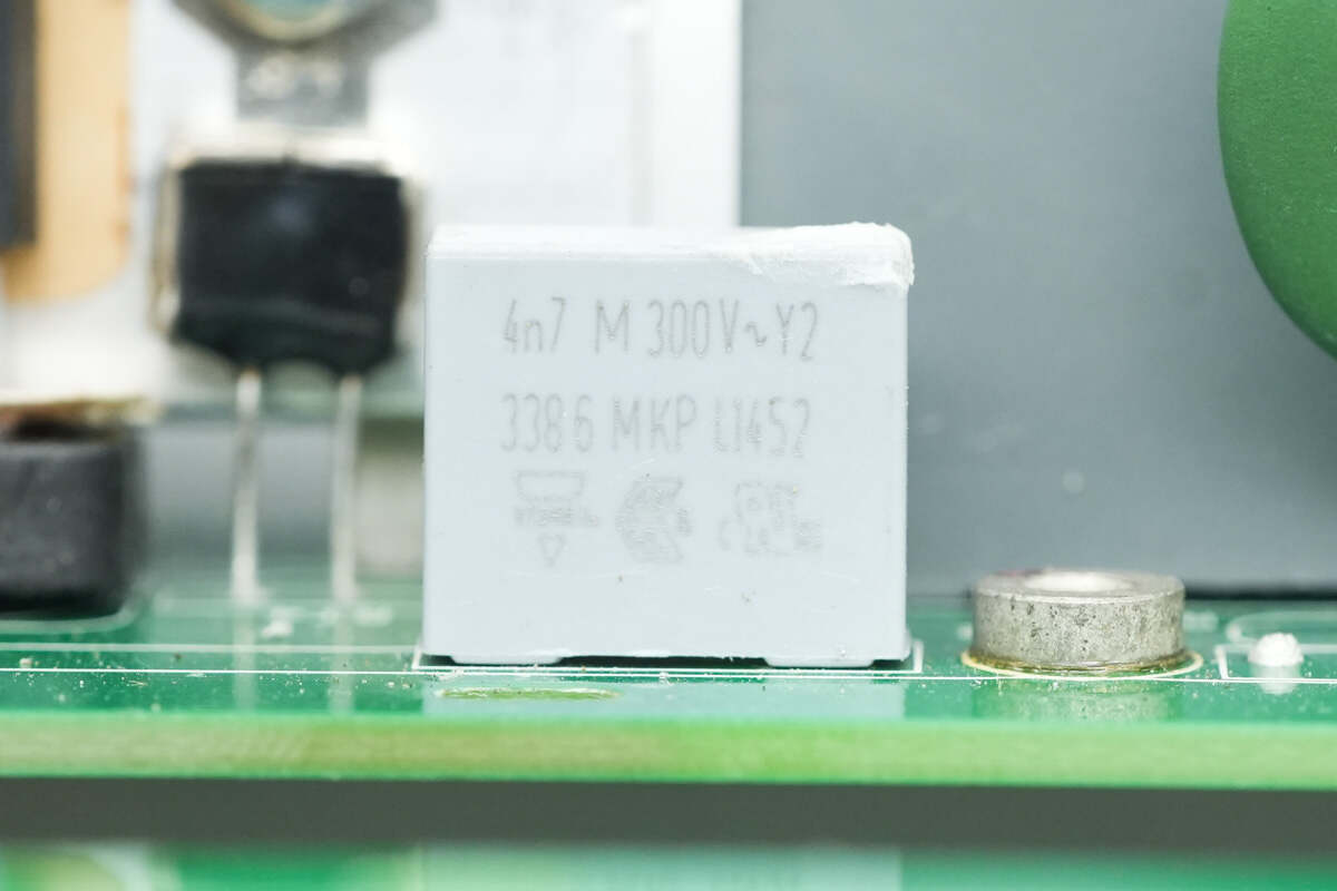 Teardown of Bel Fuse 3000W GaN Server Power Supply (TET3000-12-069RA)-Chargerlab