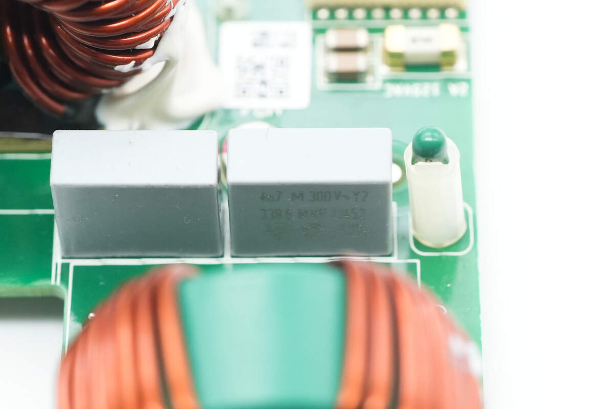 Teardown of Bel Fuse 3000W GaN Server Power Supply (TET3000-12-069RA)-Chargerlab
