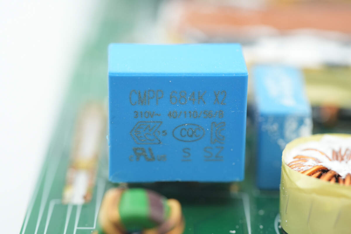 Teardown of Dell 280W USB-C GaN AC Adapter (LA280PM240)-Chargerlab