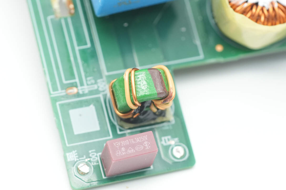 Teardown of Dell 280W USB-C GaN AC Adapter (LA280PM240)-Chargerlab