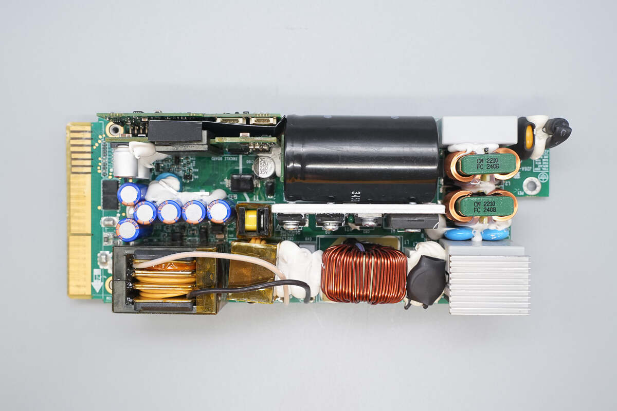 Teardown of Boco Electronics 800W SiC Server Power Supply (BCSE800AP-12E01)-Chargerlab