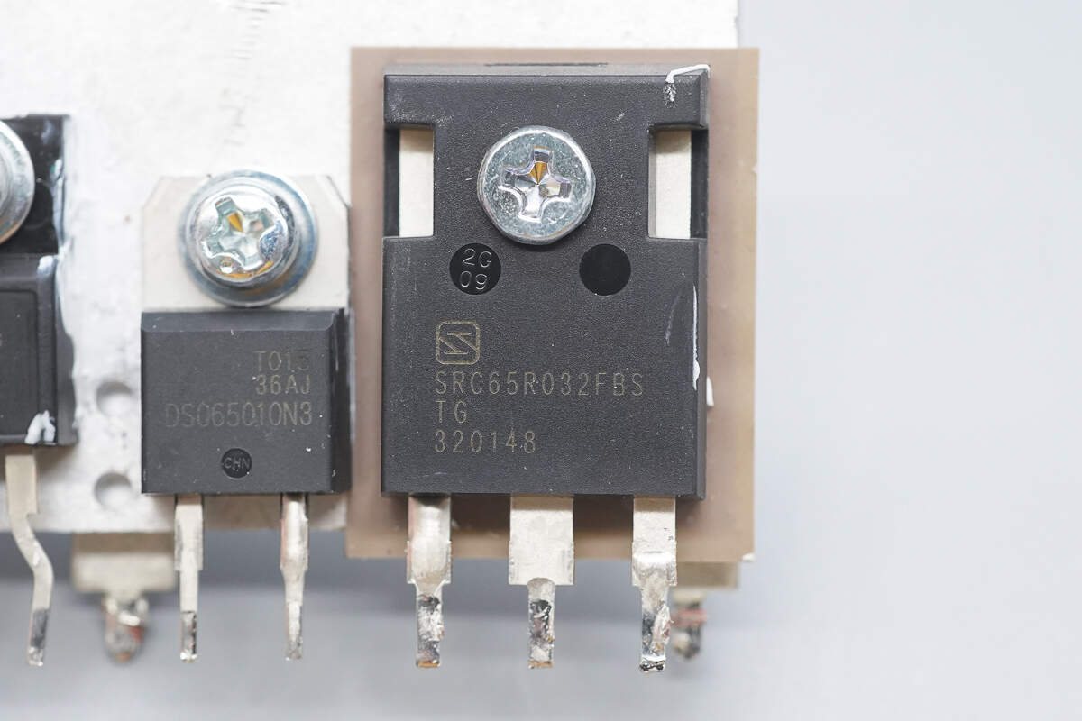 Teardown of Boco Electronics 800W SiC Server Power Supply (BCSE800AP-12E01)-Chargerlab