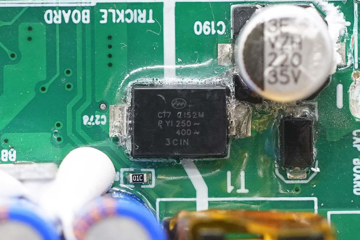 Teardown of Boco Electronics 800W SiC Server Power Supply (BCSE800AP-12E01)-Chargerlab