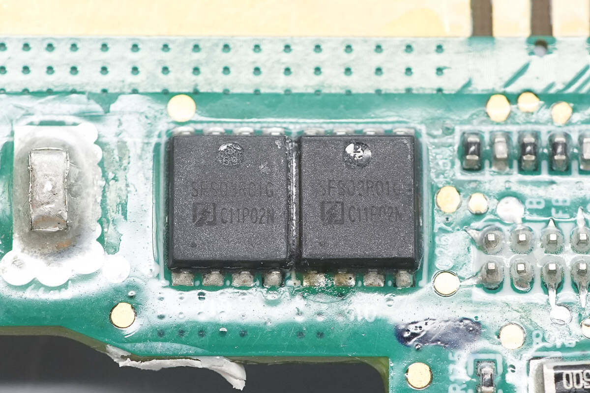 Teardown of Boco Electronics 800W SiC Server Power Supply (BCSE800AP-12E01)-Chargerlab