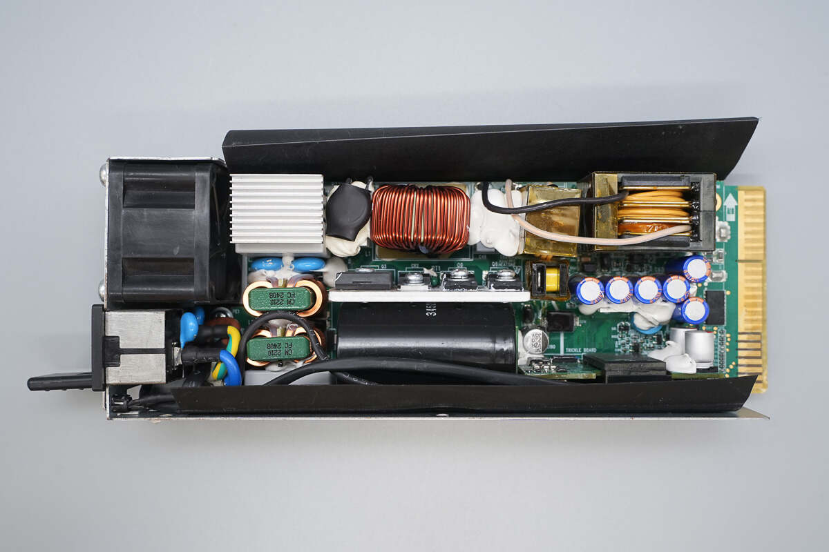 Teardown of Boco Electronics 800W SiC Server Power Supply (BCSE800AP-12E01)-Chargerlab