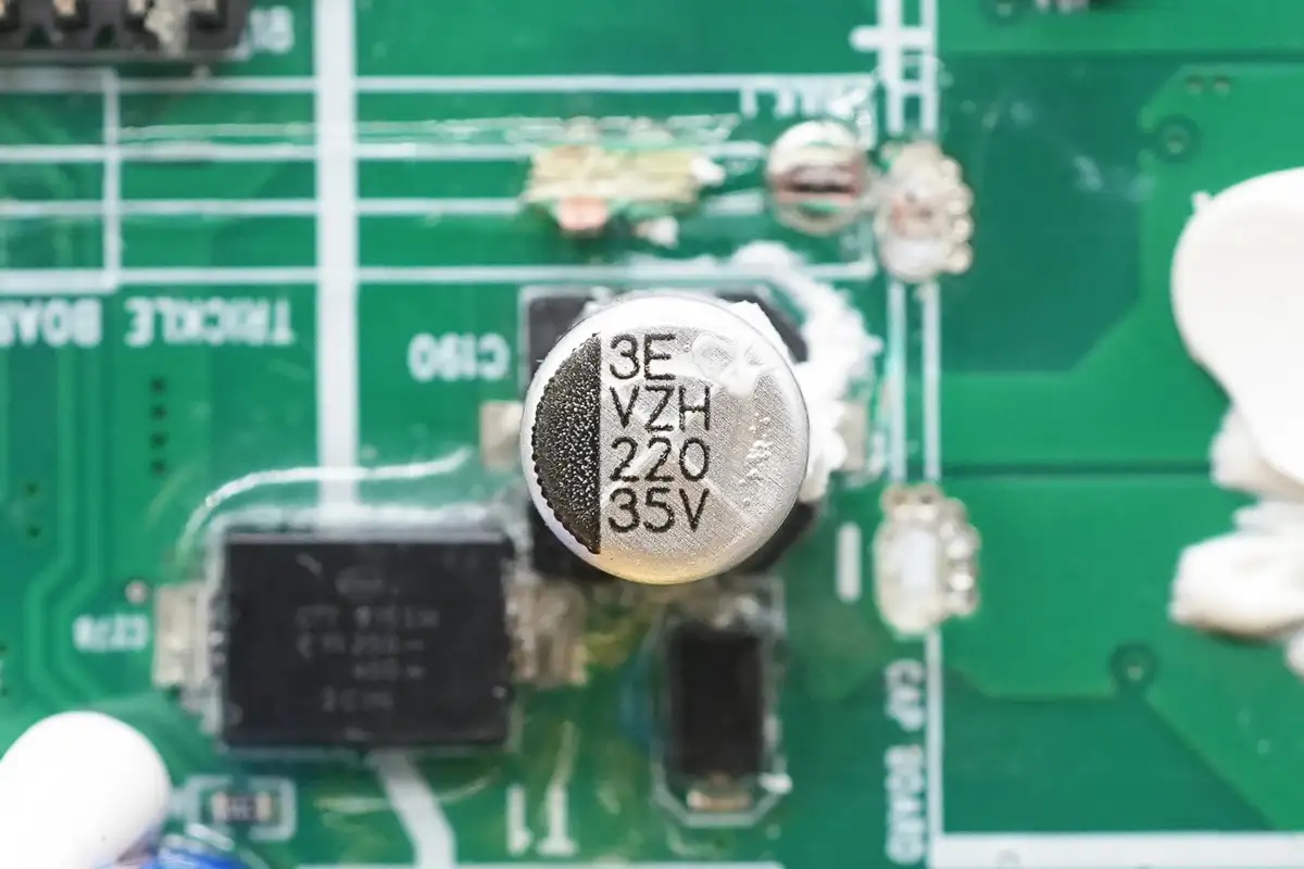 Teardown of Boco Electronics 800W SiC Server Power Supply (BCSE800AP-12E01)-Chargerlab