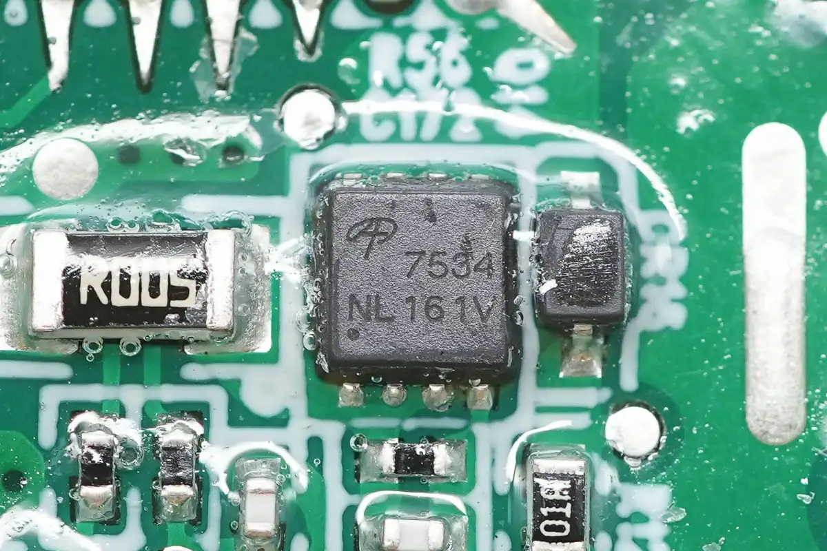 Teardown of Boco Electronics 800W SiC Server Power Supply (BCSE800AP-12E01)-Chargerlab