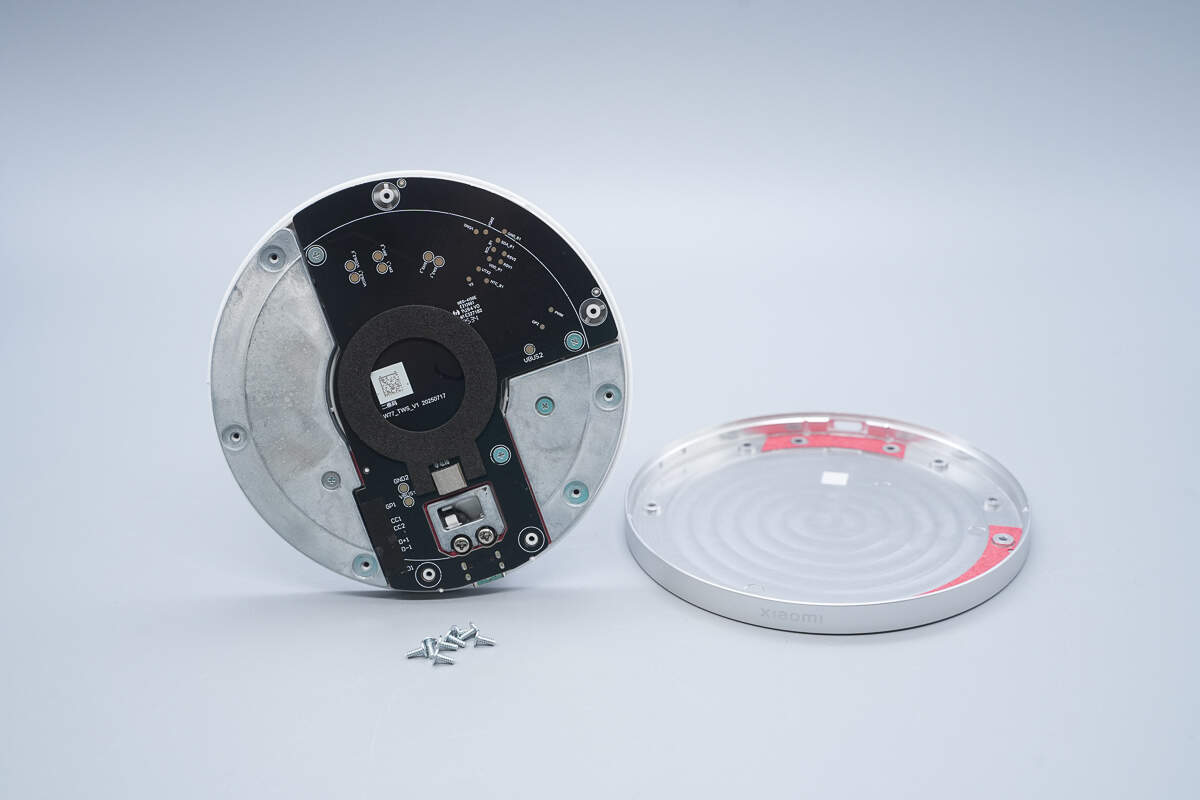 Teardown of Xiaomi 30W 2-in-1 Magnetic Wireless Charger (MDY-20-EC)-Chargerlab