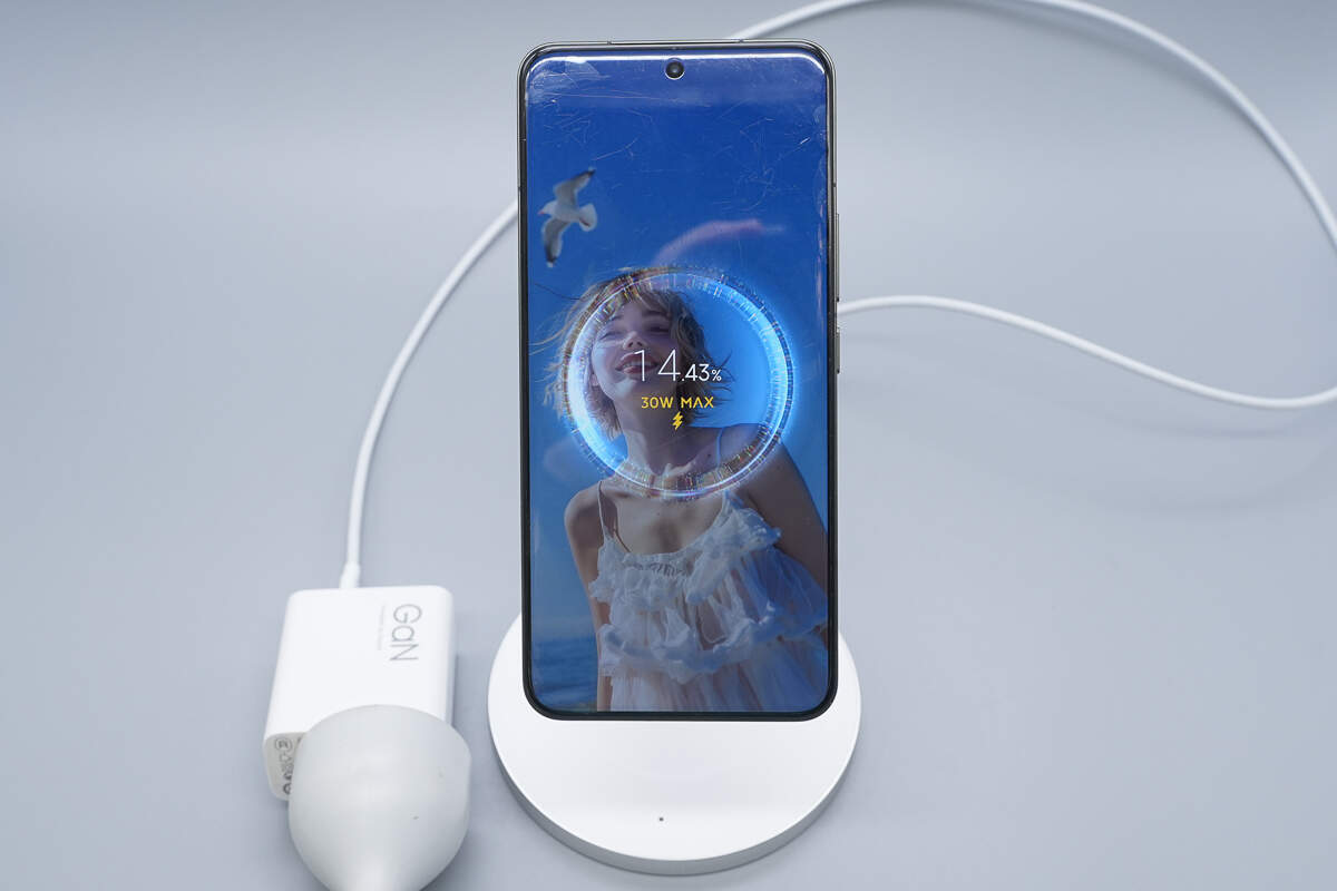 Teardown of Xiaomi 30W 2-in-1 Magnetic Wireless Charger (MDY-20-EC)-Chargerlab