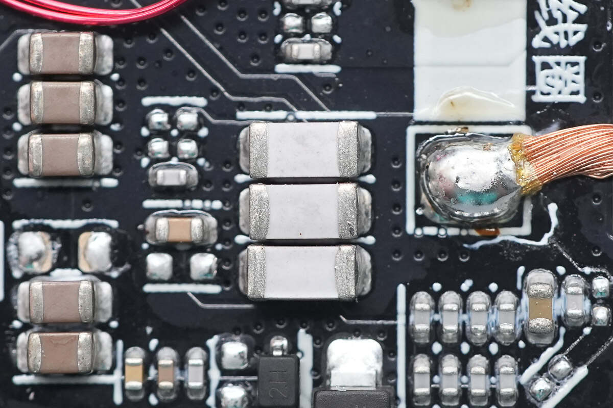 Teardown of Xiaomi 30W 2-in-1 Magnetic Wireless Charger (MDY-20-EC)-Chargerlab