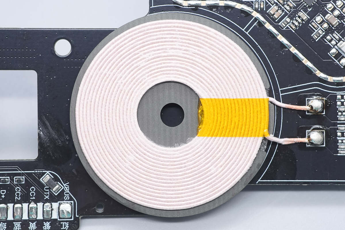 Teardown of Xiaomi 30W 2-in-1 Magnetic Wireless Charger (MDY-20-EC)-Chargerlab