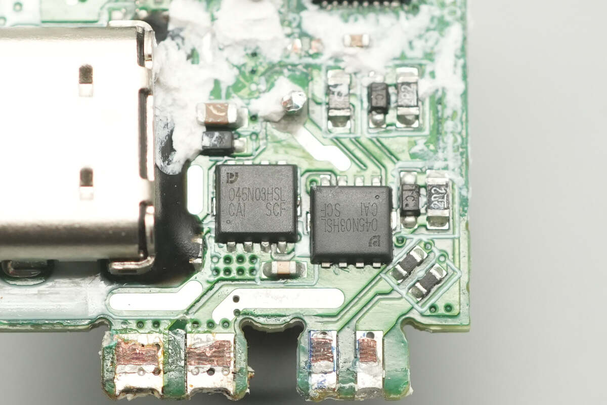 Teardown of vivo 120W Multi-Port GaN Charger (V12060L0D0-CN)-Chargerlab