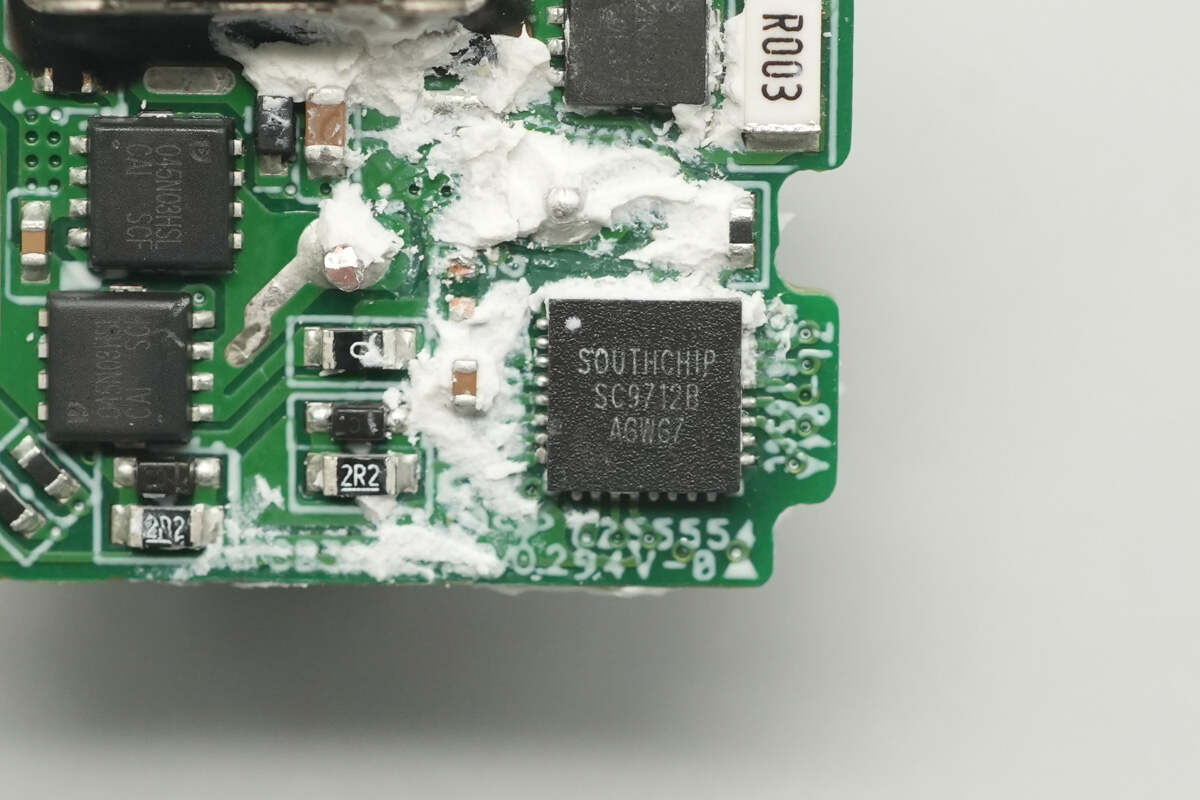 Teardown of vivo 120W Multi-Port GaN Charger (V12060L0D0-CN)-Chargerlab