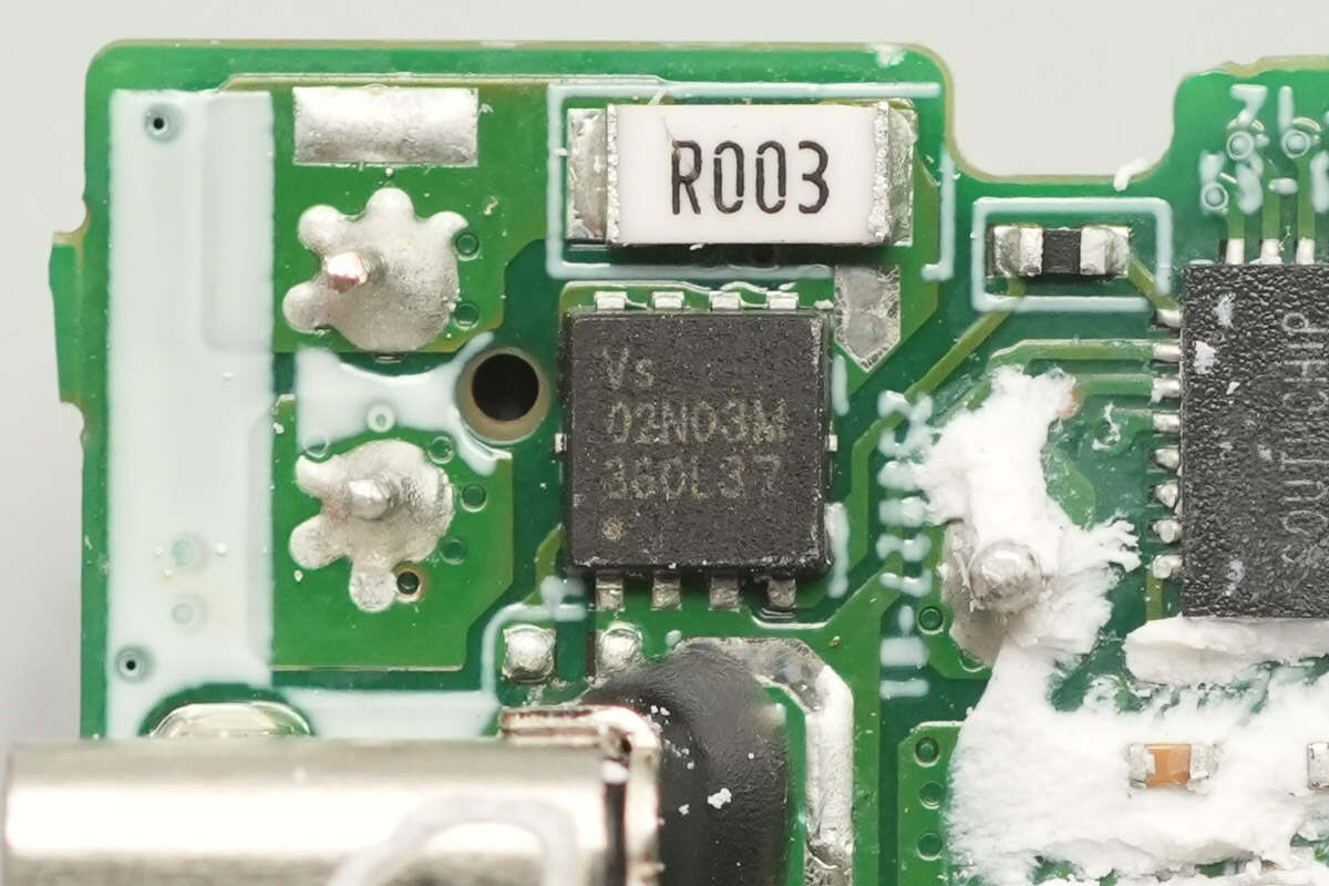 Teardown of vivo 120W Multi-Port GaN Charger (V12060L0D0-CN)-Chargerlab