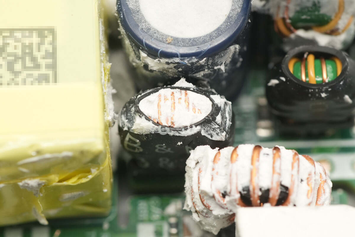 Teardown of vivo 120W Multi-Port GaN Charger (V12060L0D0-CN)-Chargerlab