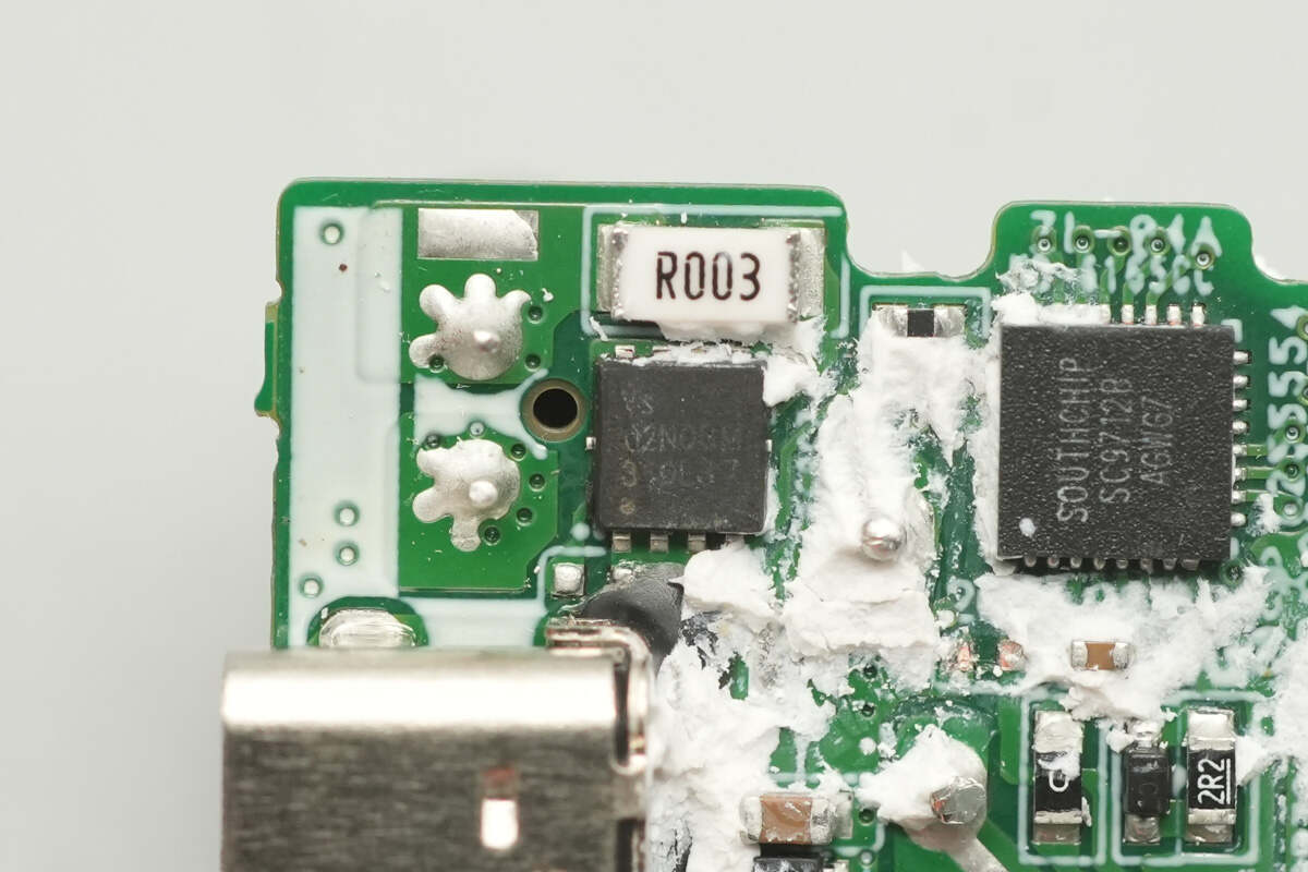 Teardown of vivo 120W Multi-Port GaN Charger (V12060L0D0-CN)-Chargerlab