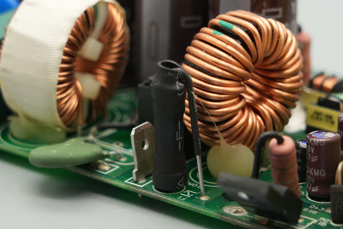 Teardown of MEGMEET 600W Switching Power Supply (MSP600)-Chargerlab