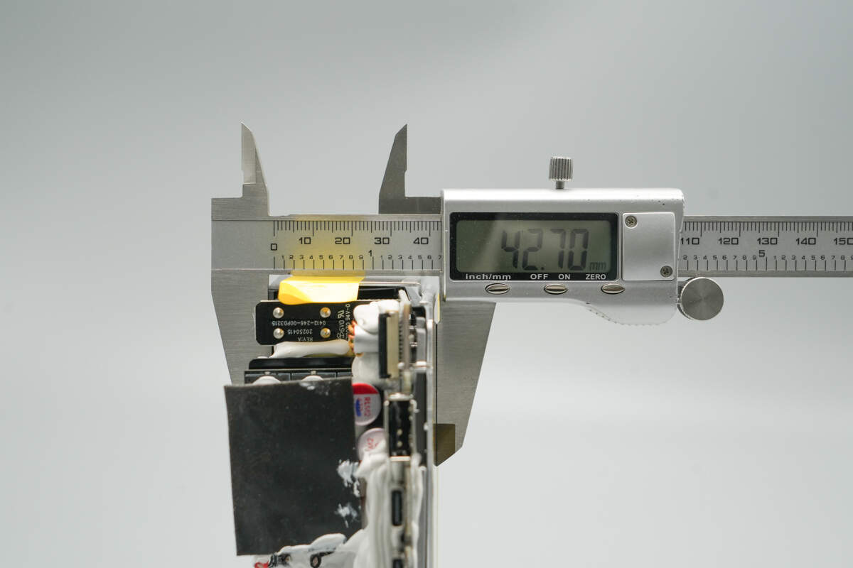 Teardown of EcoFlow RAPID Pro 320W GaN Desktop Charger (EF-DC-320)-Chargerlab