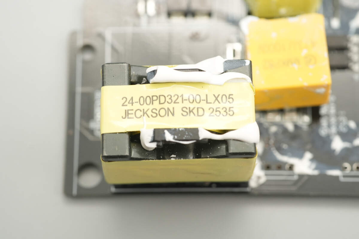 Teardown of EcoFlow RAPID Pro 320W GaN Desktop Charger (EF-DC-320)-Chargerlab