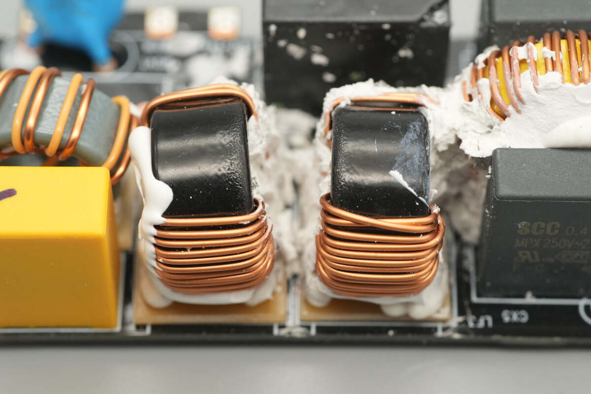 Teardown of EcoFlow RAPID Pro 320W GaN Desktop Charger (EF-DC-320)-Chargerlab