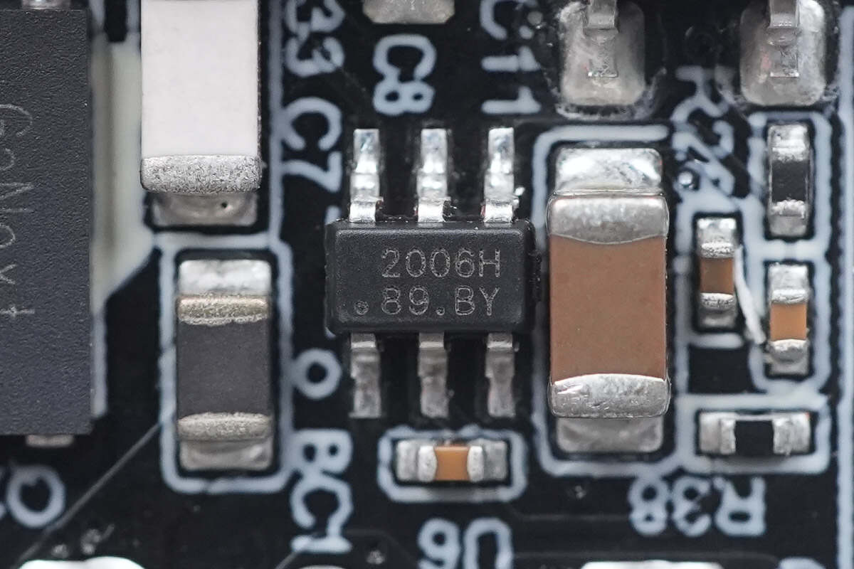 Teardown of Xiaomi 33W Nano Power Adapter (MDY-19-ED)-Chargerlab