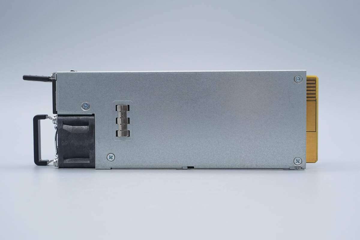 Teardown of Segotep 3200W Titanium-Rated SiC Digital Server Power Supply (CRPS3200W-12V)-Chargerlab