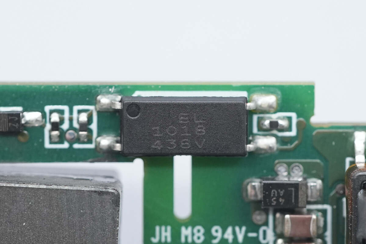 Teardown of Segotep 3200W Titanium-Rated SiC Digital Server Power Supply (CRPS3200W-12V)-Chargerlab