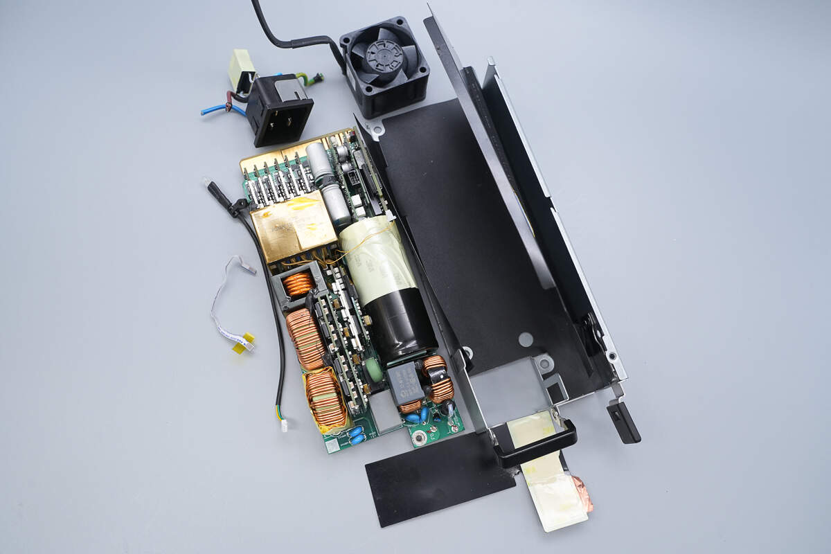 Teardown of Segotep 3200W Titanium-Rated SiC Digital Server Power Supply (CRPS3200W-12V)-Chargerlab